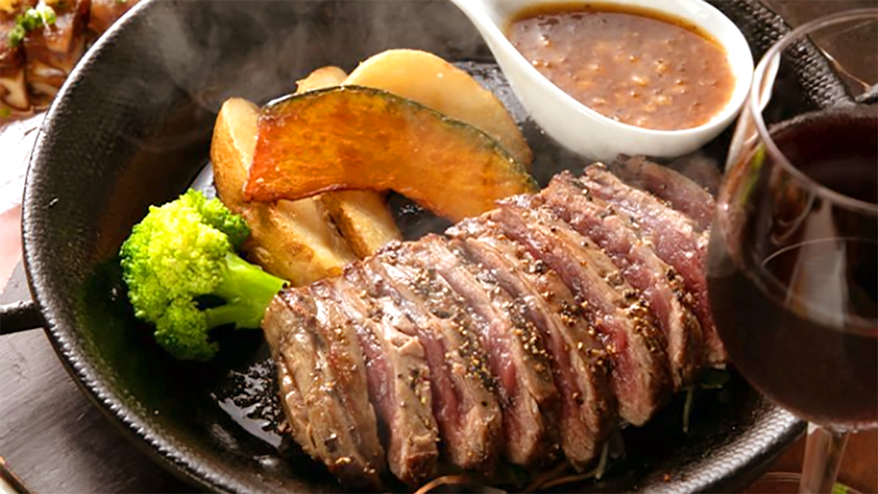 熟成肉の牛ステーキ