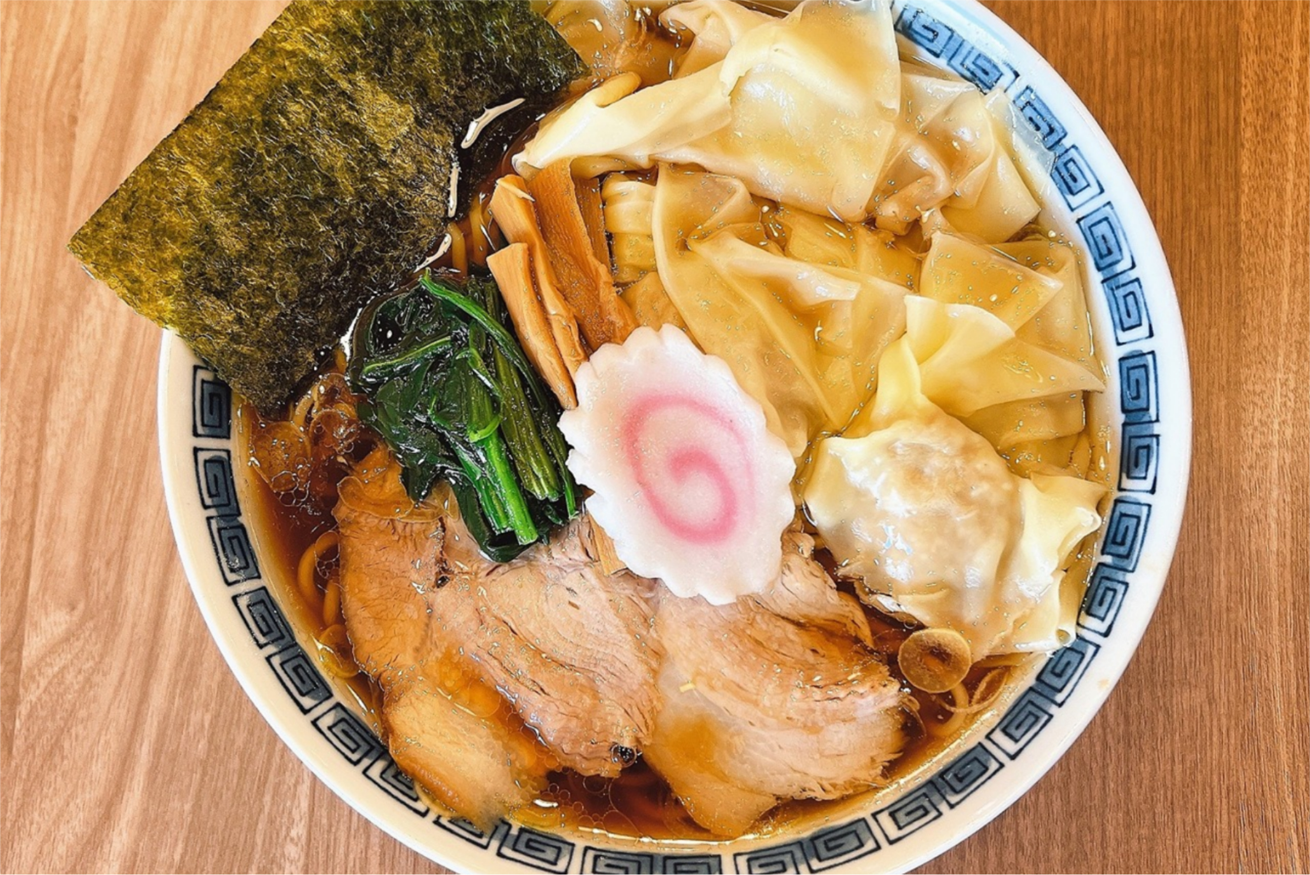 ワンタン麺