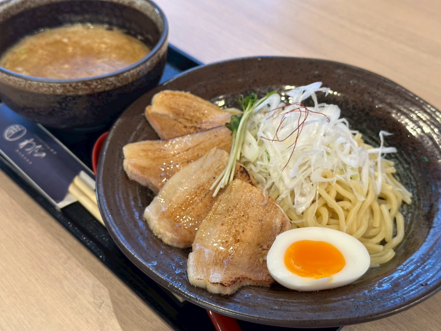 【チャーシュー特製】濃厚醤油つけ麺